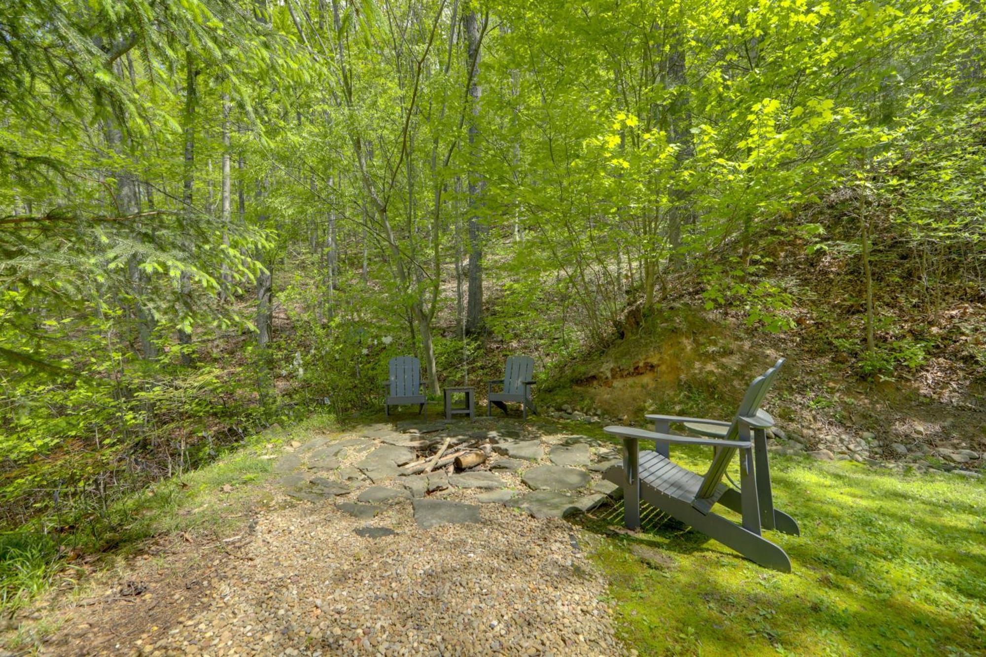Bryson City Cabin With Hot Tub And Mountain Views! Экстерьер фото