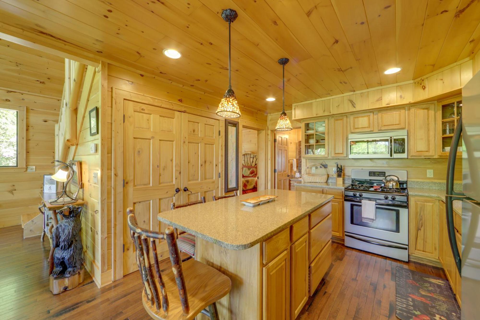 Bryson City Cabin With Hot Tub And Mountain Views! Экстерьер фото